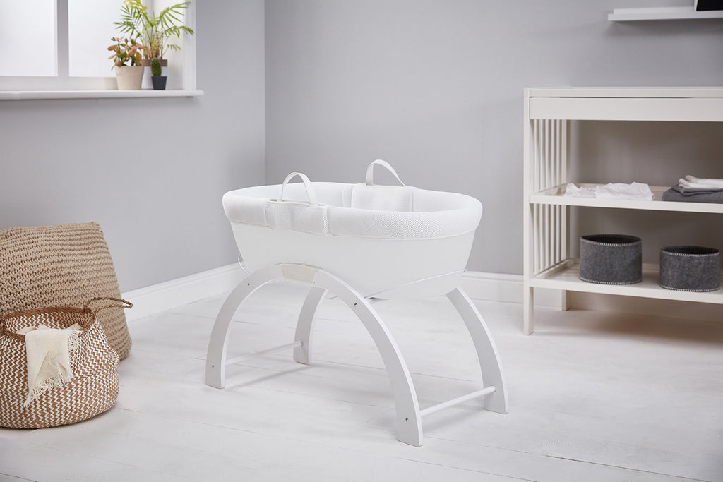 Shnuggle Dreami Moses Basket and Stand White